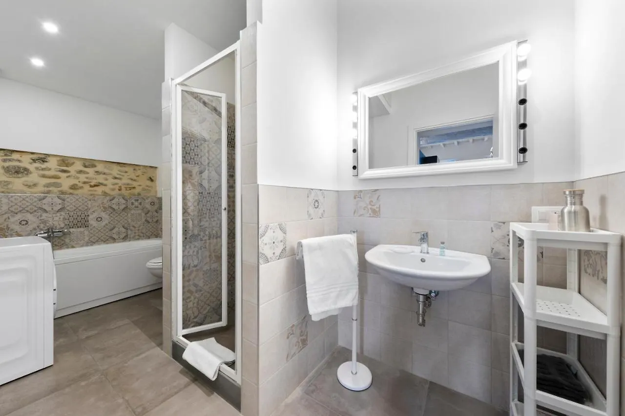 Teatro Della Pergola Apartment Florencie 0*,